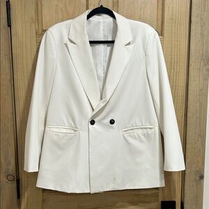 Elegant White Double-Breasted Blazer